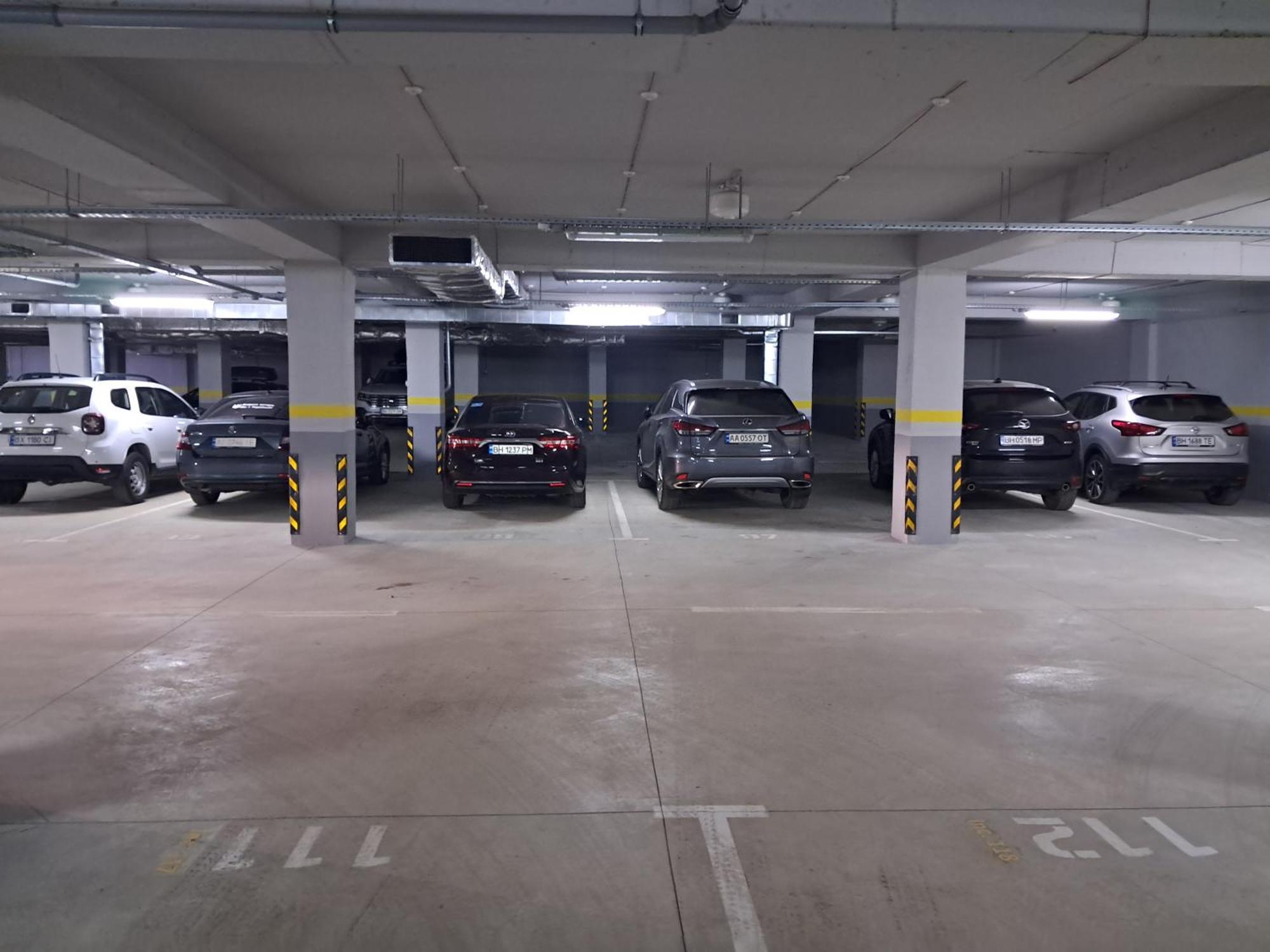키시나우 Airport 24&24 Car Parking 아파트 외부 사진